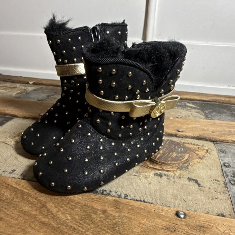 Michael Kors Baby Grace Tiff Black Studded Faux Fur Lined Zip Bootie US 4
